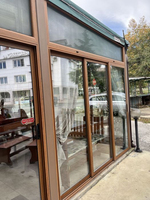 Остъклена метална конструкция 33.66 кв.м. , цена 12 500 лв.