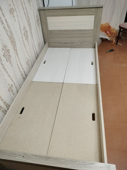 Кровать полуторка