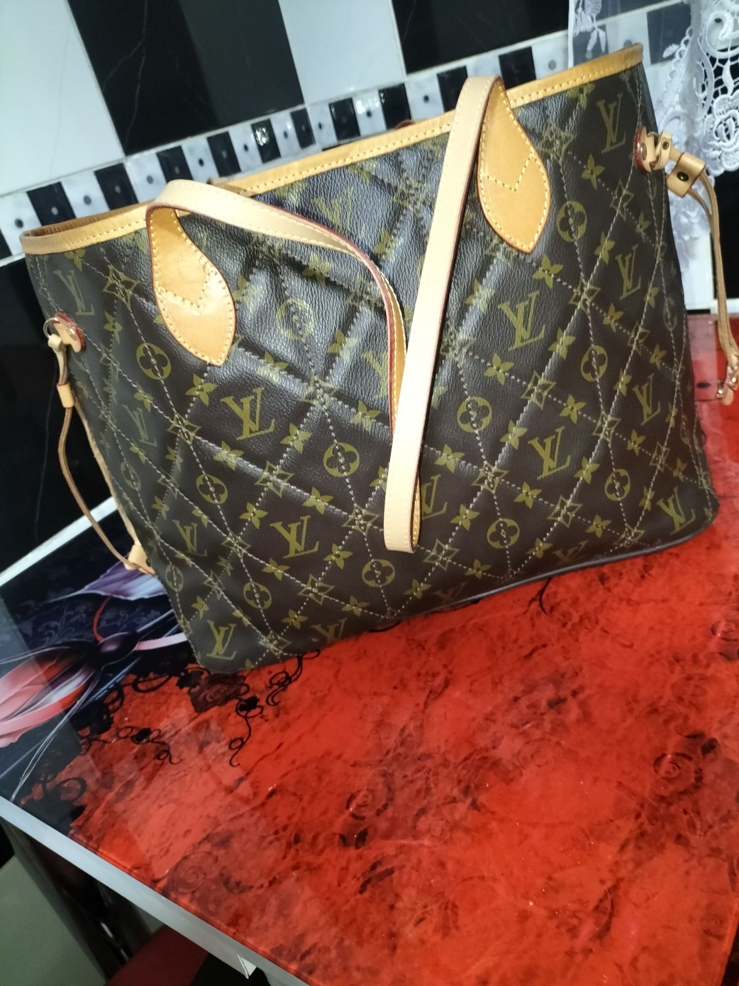 Geanta Louis vuitton