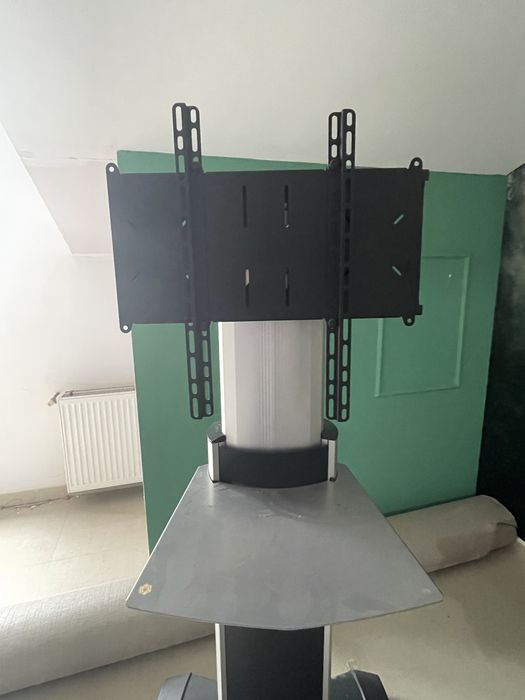 Suport mobil pentru televizor sau monitor. Stand TV mobile.