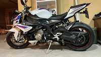 Motocicleta BMW S 1000 R