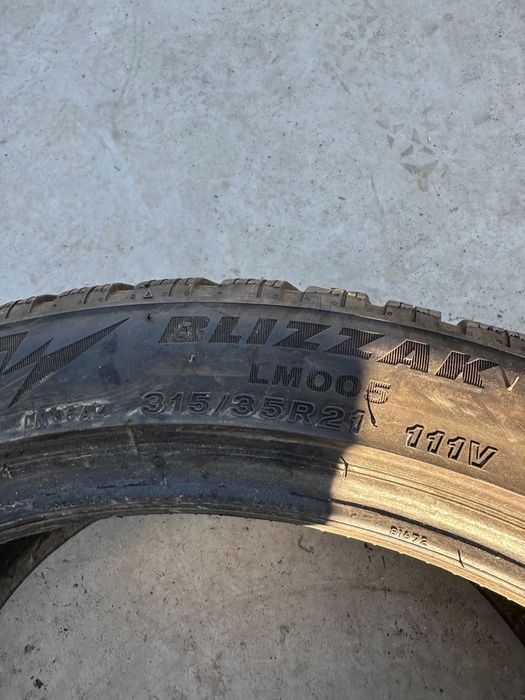 BridgeStone 315/35R21 - Stare excelenta, DOT 2022, Livrare Rapida!