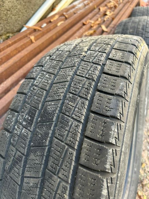 Зимняя резина 205/60 16