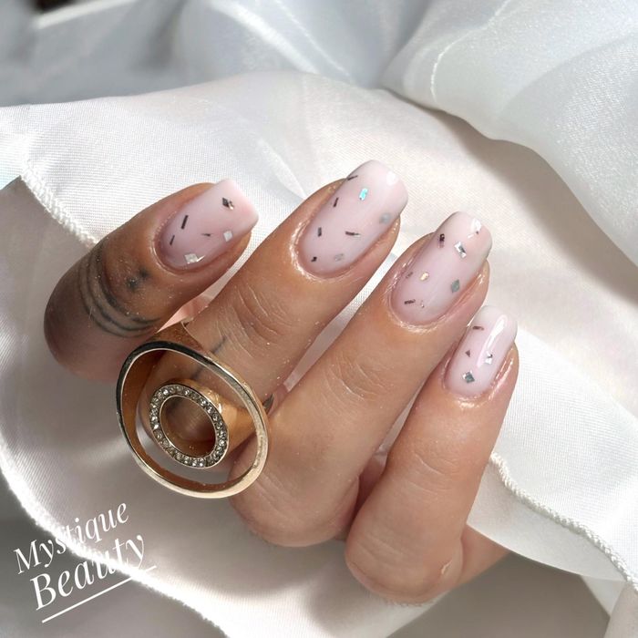 Manichiura si Pedichiura! Mystique Beauty OFERTA