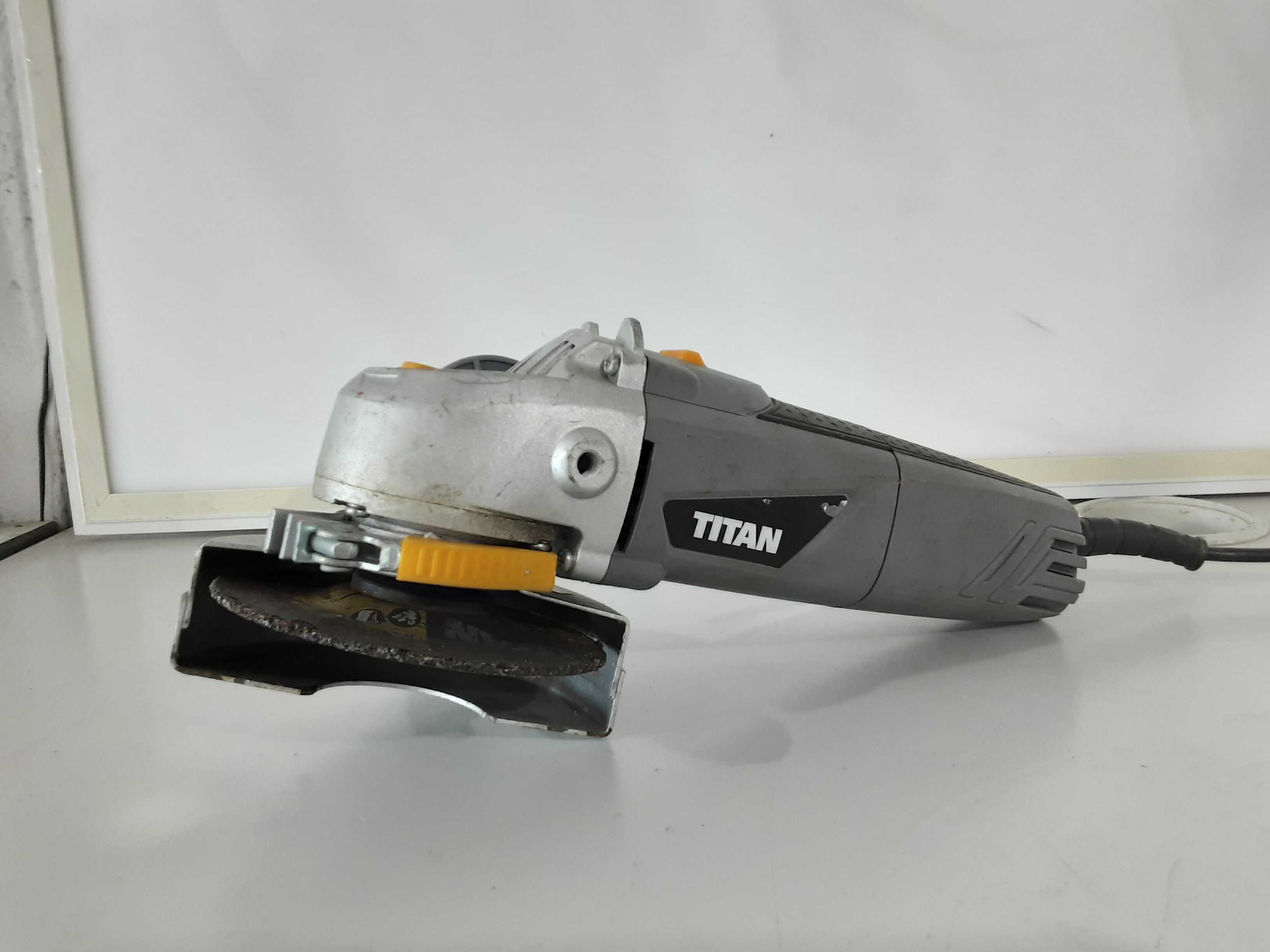 Ъглошлайф - Titan 750 W