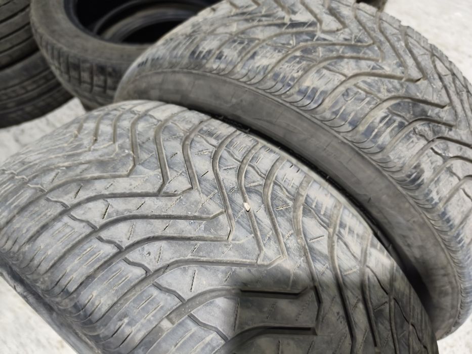 Set 2 anvelope all seasons Gripmax 225/50 R18