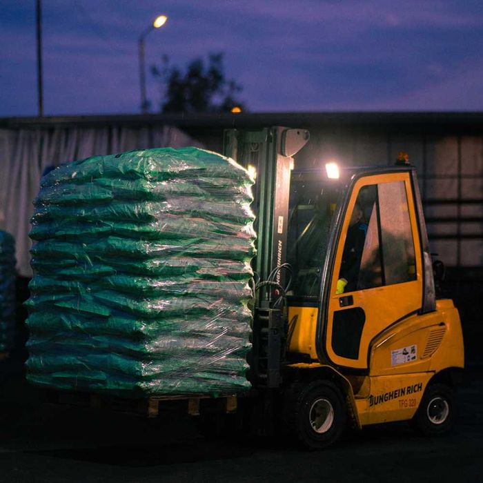 Cocs de petrol pentru incalzire, sac 20 kg - inlocuitor lemne, carbuni