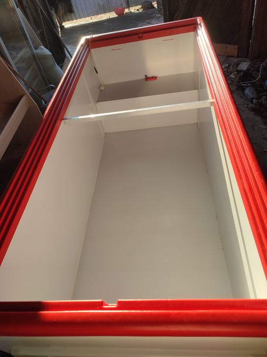 Продам морозильную камеру 1100л