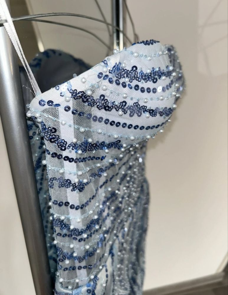 Rochie cu paiete si perle