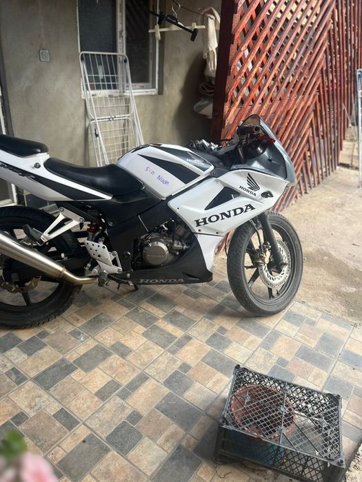 Vând honda cbr r125 cc