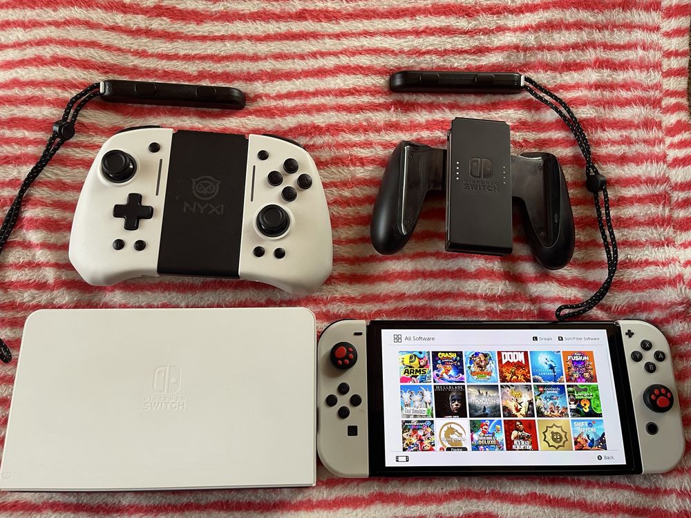 Nintendo OLED 512GB Hekate бартер Playstation 5 ,NYXI joystick ,калъф