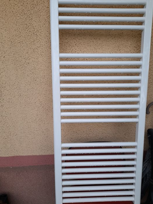 Vind calorifer pentru baie