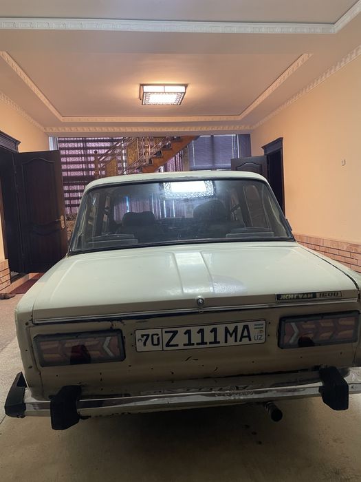 Srochni sotiladi vaz 2106