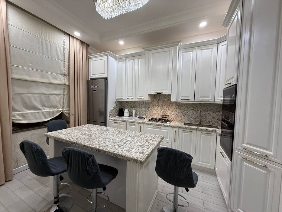 Продаётся Евро каттедж,  Амир Темур махалля