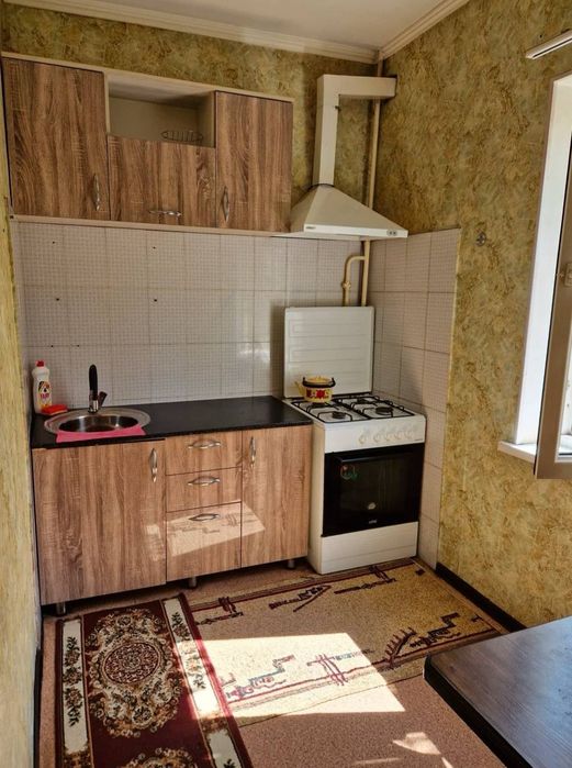 Срочно Продаётся Башлык Улучшенька 1в2/4/9 с мебелью техникой !