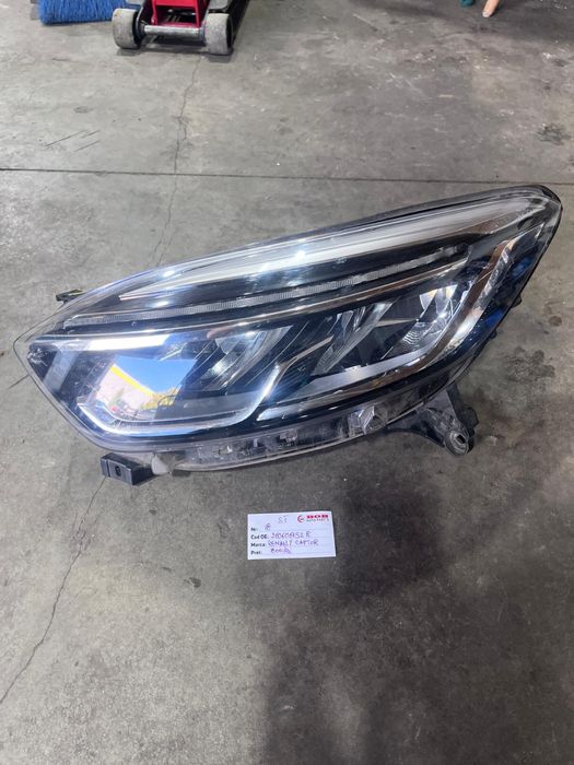 Far Stanga Renault Captur 260606152R Full Led