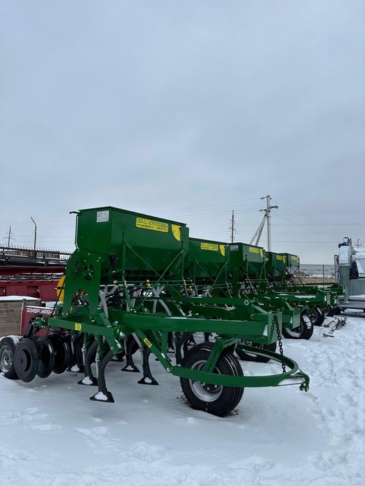 Сеялка-культиватор СКП-2,1ДУ Омичка