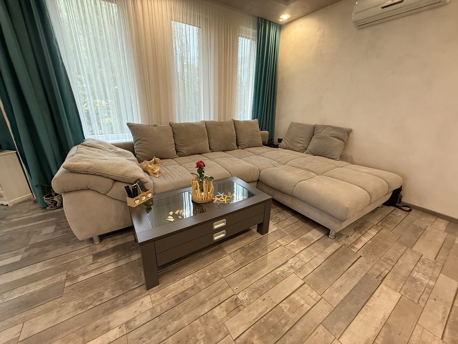 Диван холов ъглов