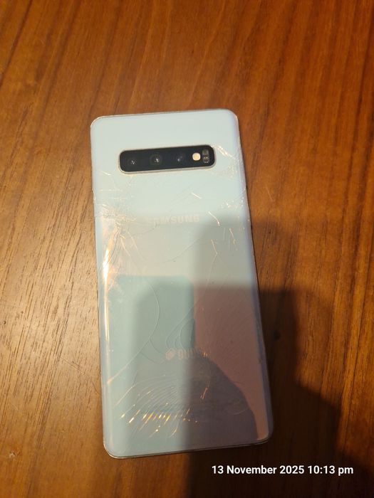 Samsung galaxy s10 128GB