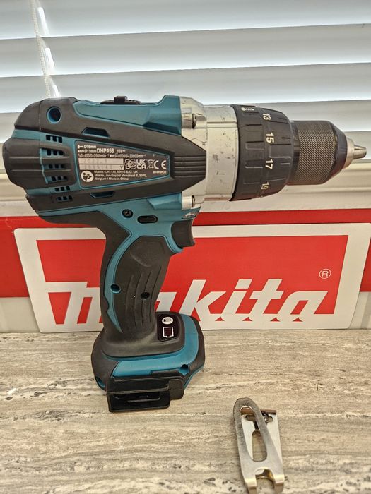 Makita Винтоверт DHP458 18V.