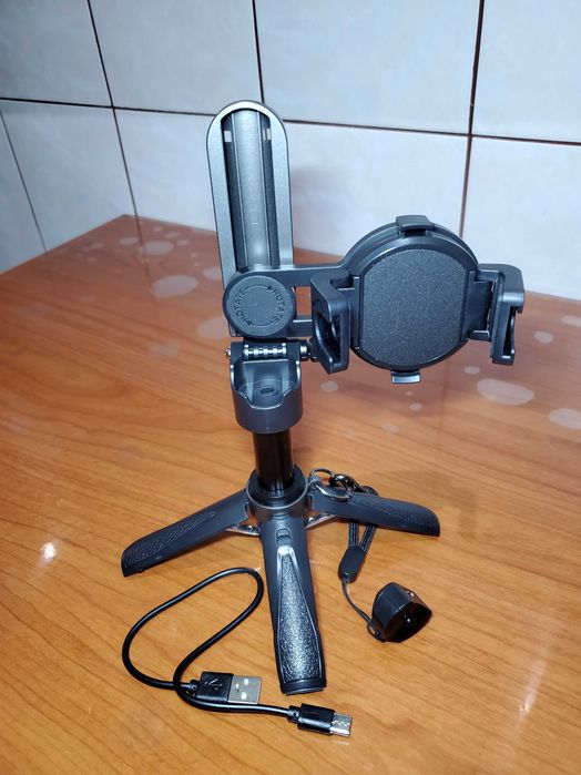 Selfie Stick - Desiontal 47.5cm - 110RON  NOU