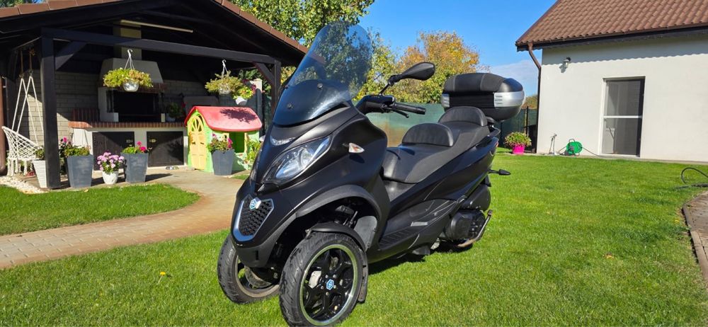 Piaggio MP3 500 LT Business an 2015 se conduce cu categ.B,inmatriculat