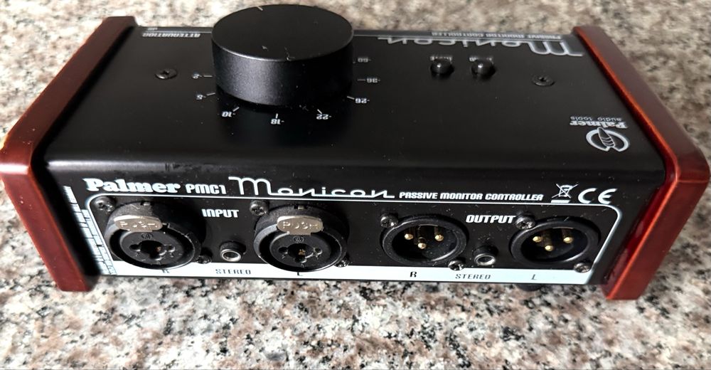 Interfara audio analog Palmer Monicon