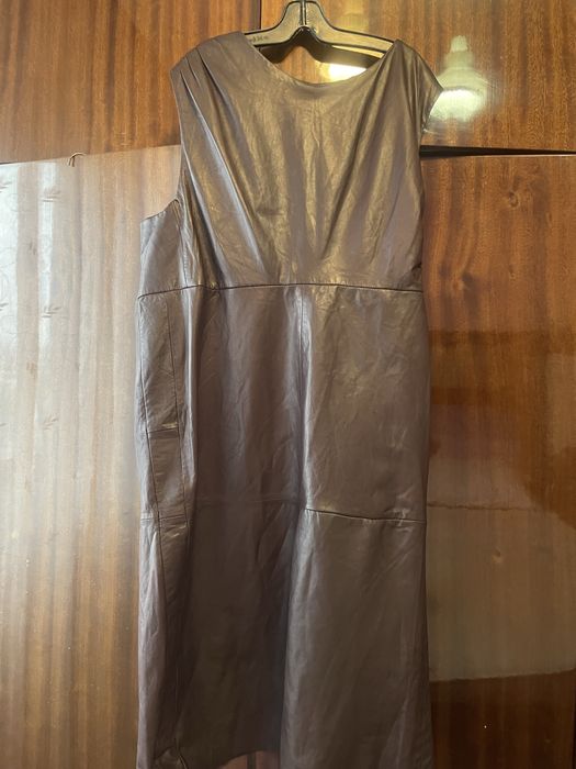 Massimo dutti  нова рокля от естествена кожа   Не е носена размер м