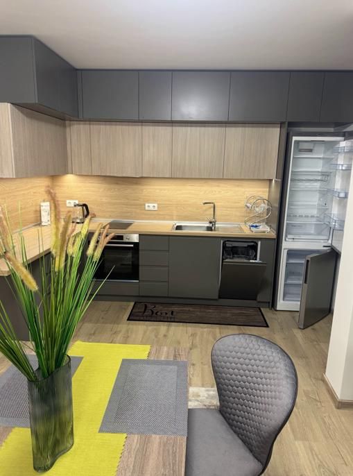 Дава се под наем Двустаен апартамент в София, Хиподрума - 94 кв.м за 1700 € - Снимка #3