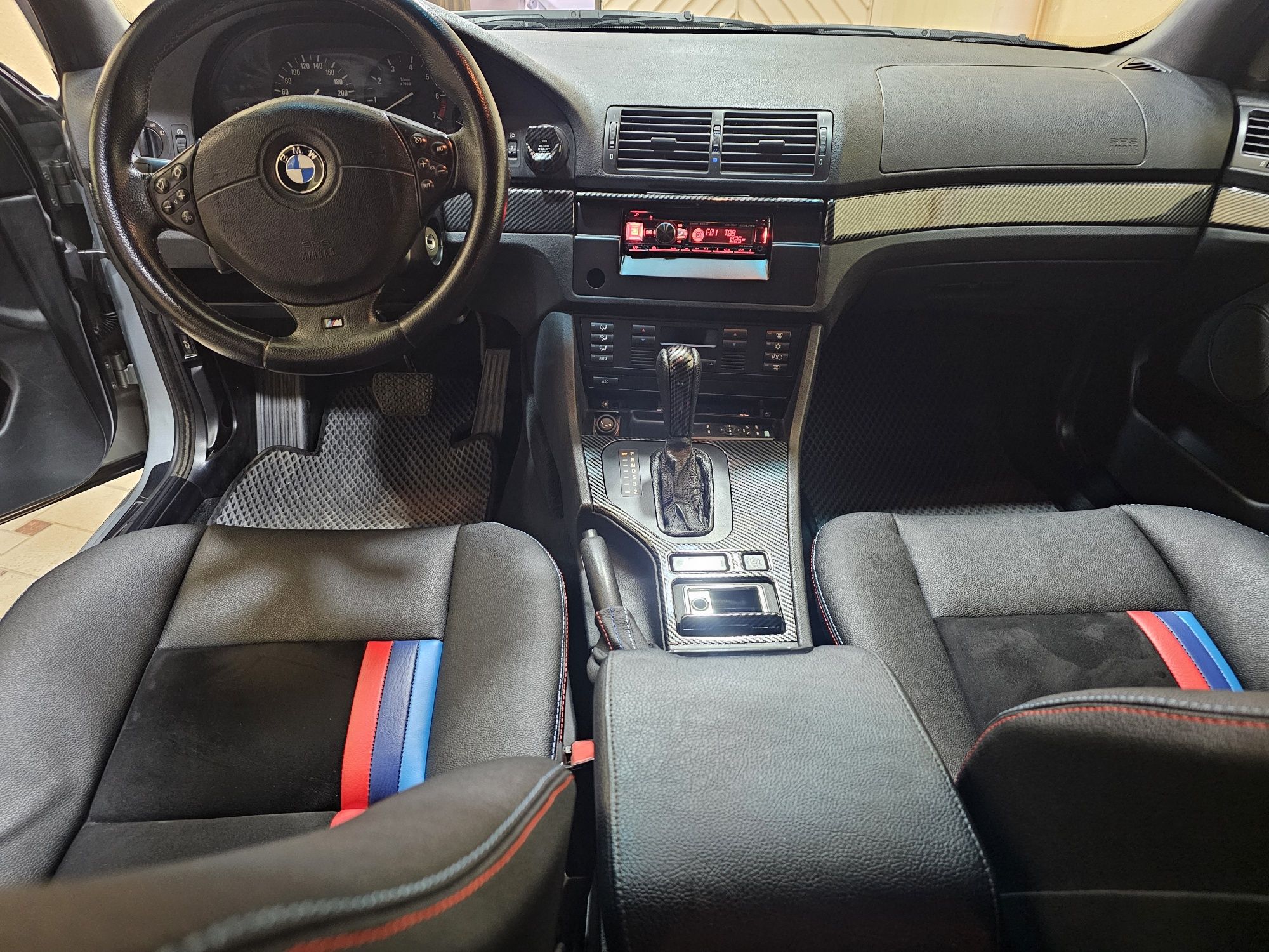 BMW E39 Sotiladi