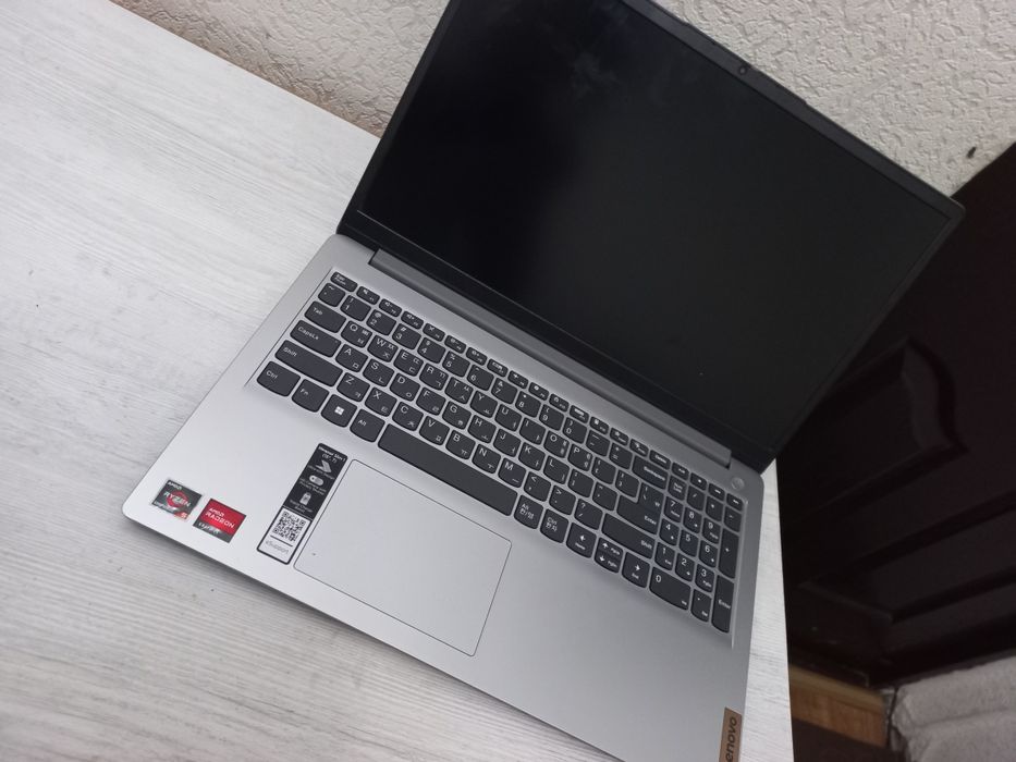 Lenova ideapad rayzen 5