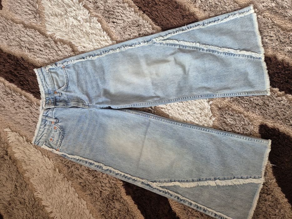 Детски дънки H&M 8-9г.