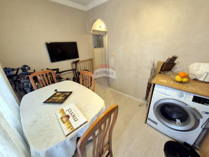 Продава се Двустаен апартамент в Варна, Владислав Варненчик - 60 кв.м за 952 €/кв.м - Снимка #10