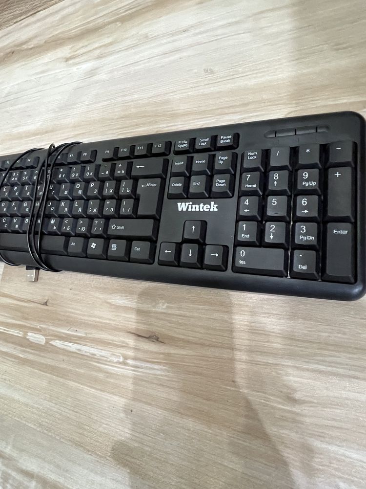 Продам новую клавиатуру Wintek для работы и игр