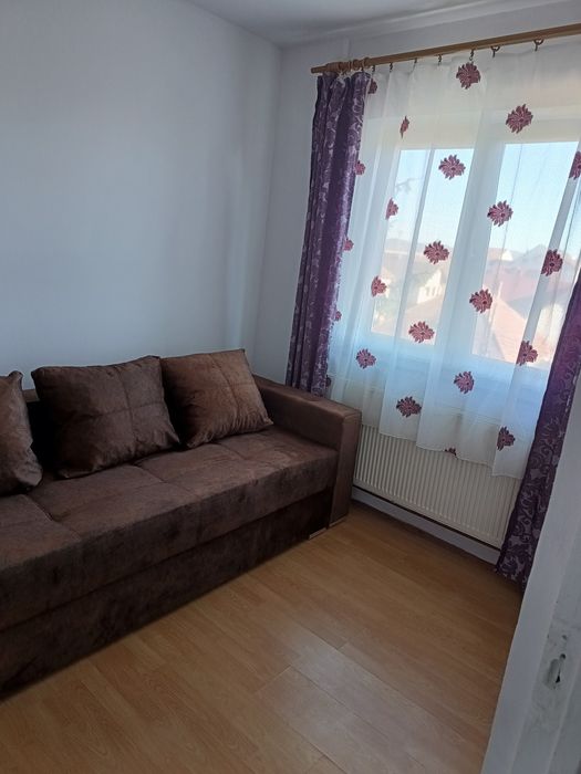 Închiriez apartament strada hipodromului
