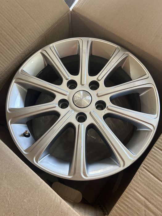 Продам диски от Toyota Camry 55 R16