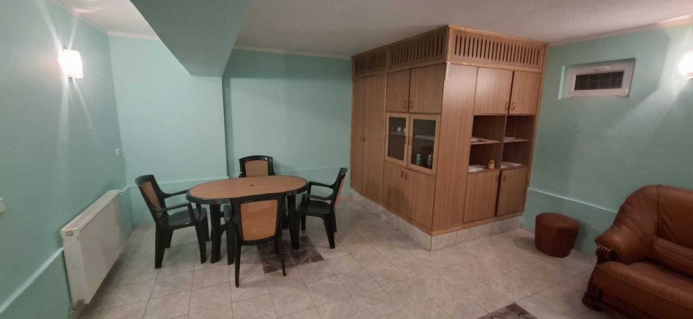 Vand apartament 3 camere in Sinaia