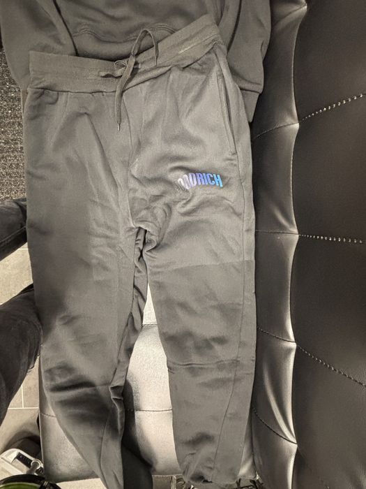 Мъжки екип hoodrich