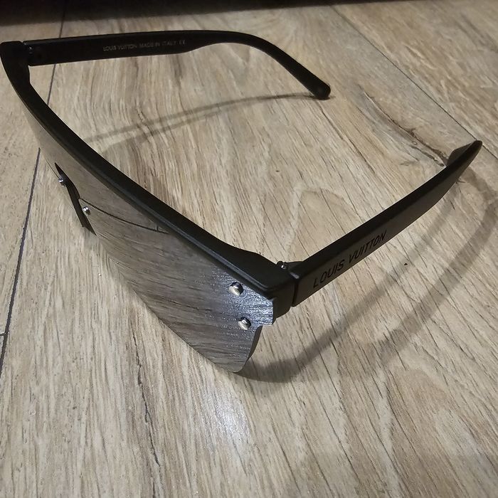 URGENT Vand Ochelari LV Louis Vuitton Prada