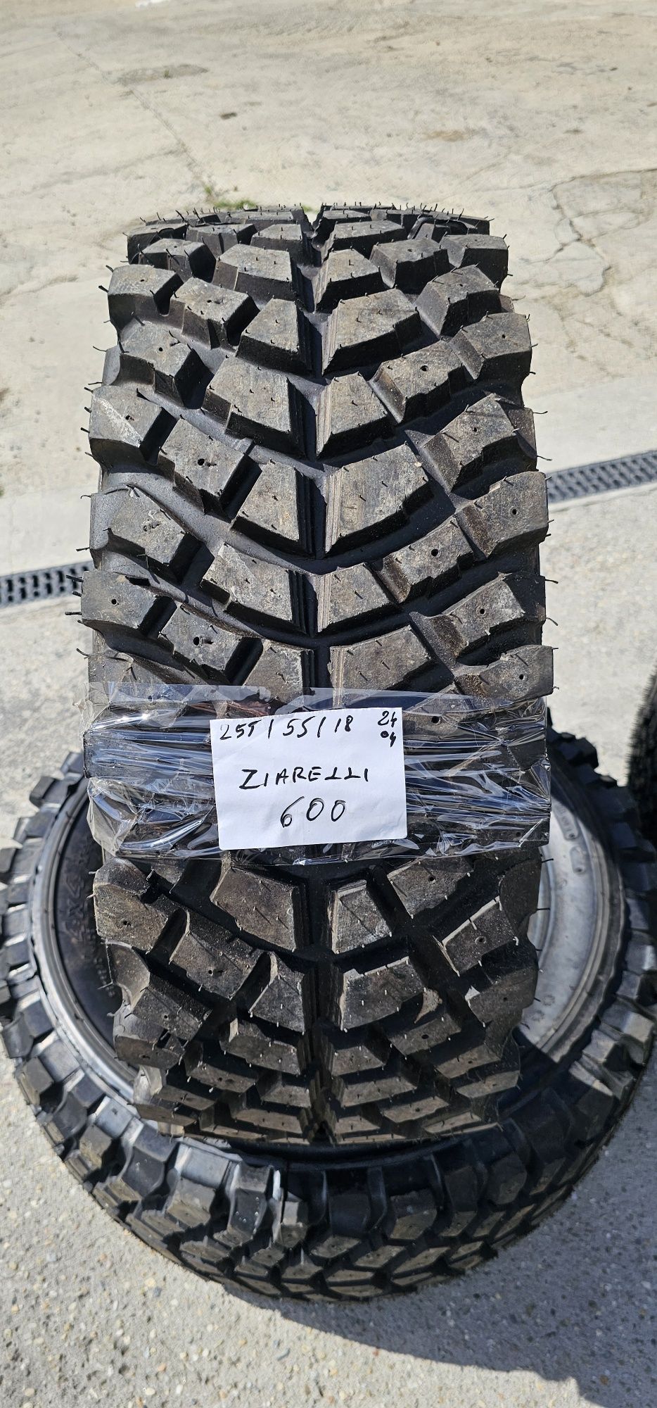 255 55 R 18 off road M.Ziarelli