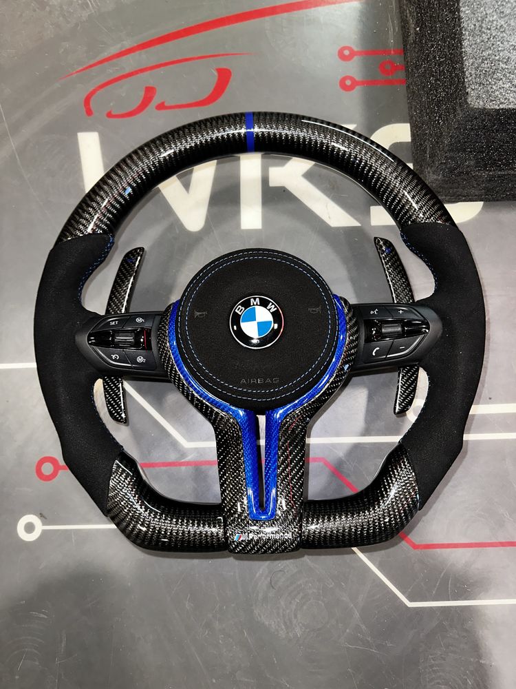 Volan BMW M ALCANTARA / CARBON / Vibratii / Incalzire /DISTRONIC