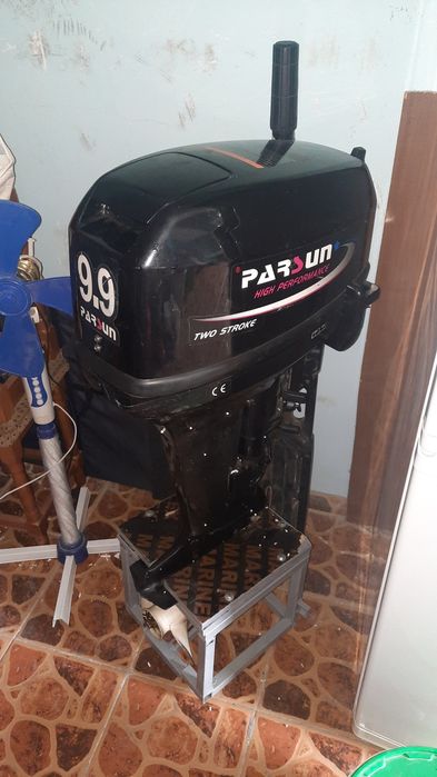 Продам лодочный мотор Parsun 9.9