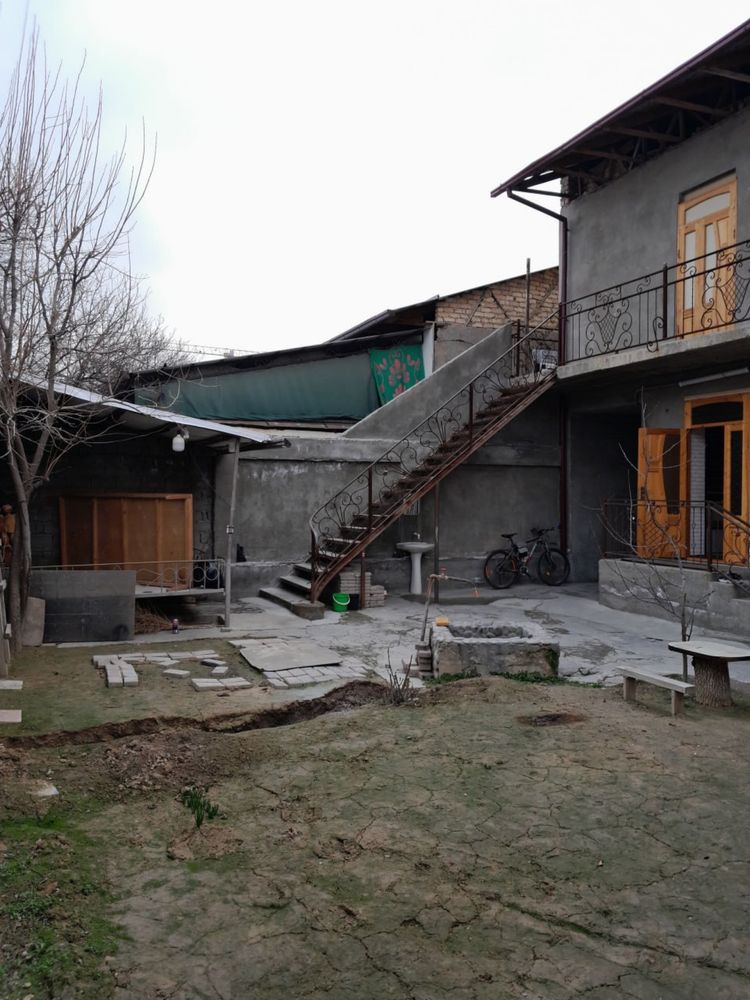 N4735 Yakkasaroy tumani Shota Rustavelli 3,4 sotix