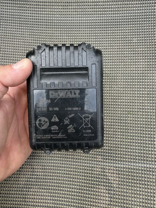 Baterie dewalt/milwaukee 5ah,4ah