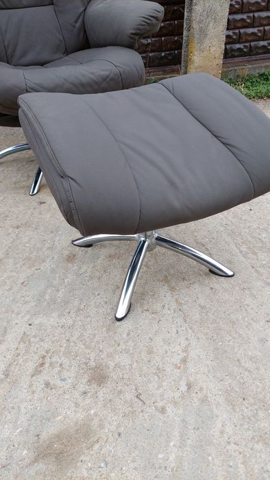 Fotoliu din piele rabatabil cu suport picioare