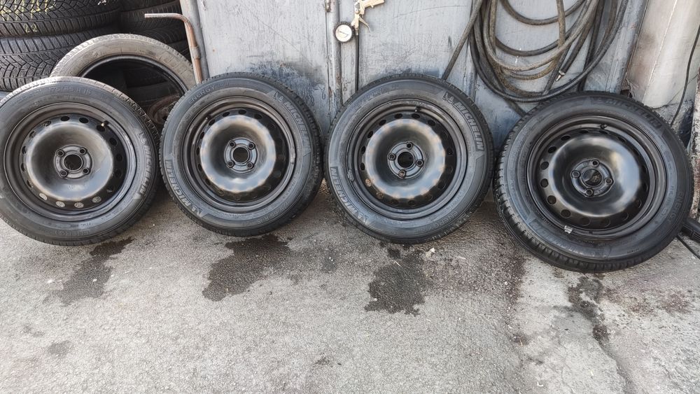 метални джанти 15 цола ,4 х100, 6,5J, ET43, центр отвор 56,6мм