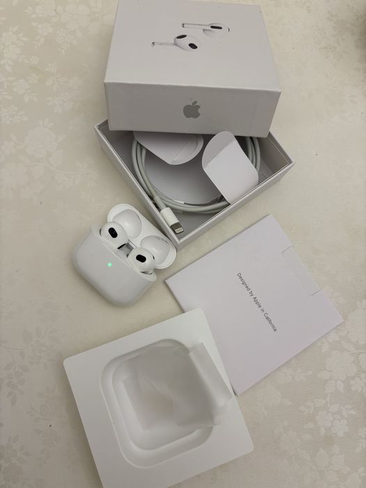 Продам Air pods3