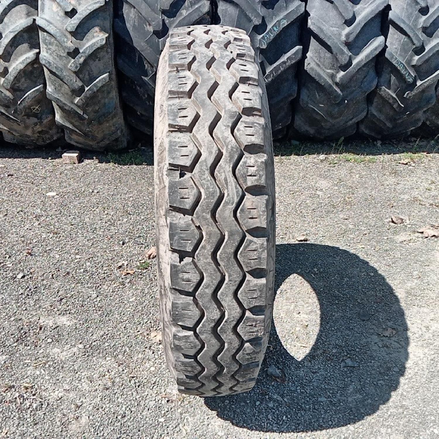 Cauciucuri 10R22.5 Dunlop Anvelope Second Hand REZISTENTE