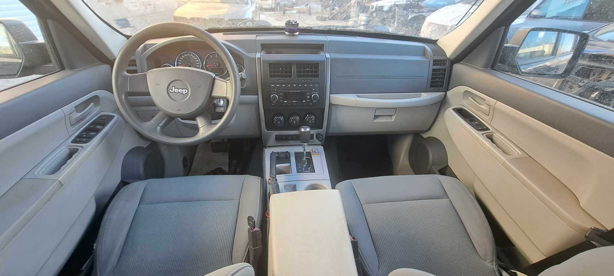 Джип Чероки 2.8ЦРД 163к.с. на части-Jeep Cherokee 2.8CRD na chasti