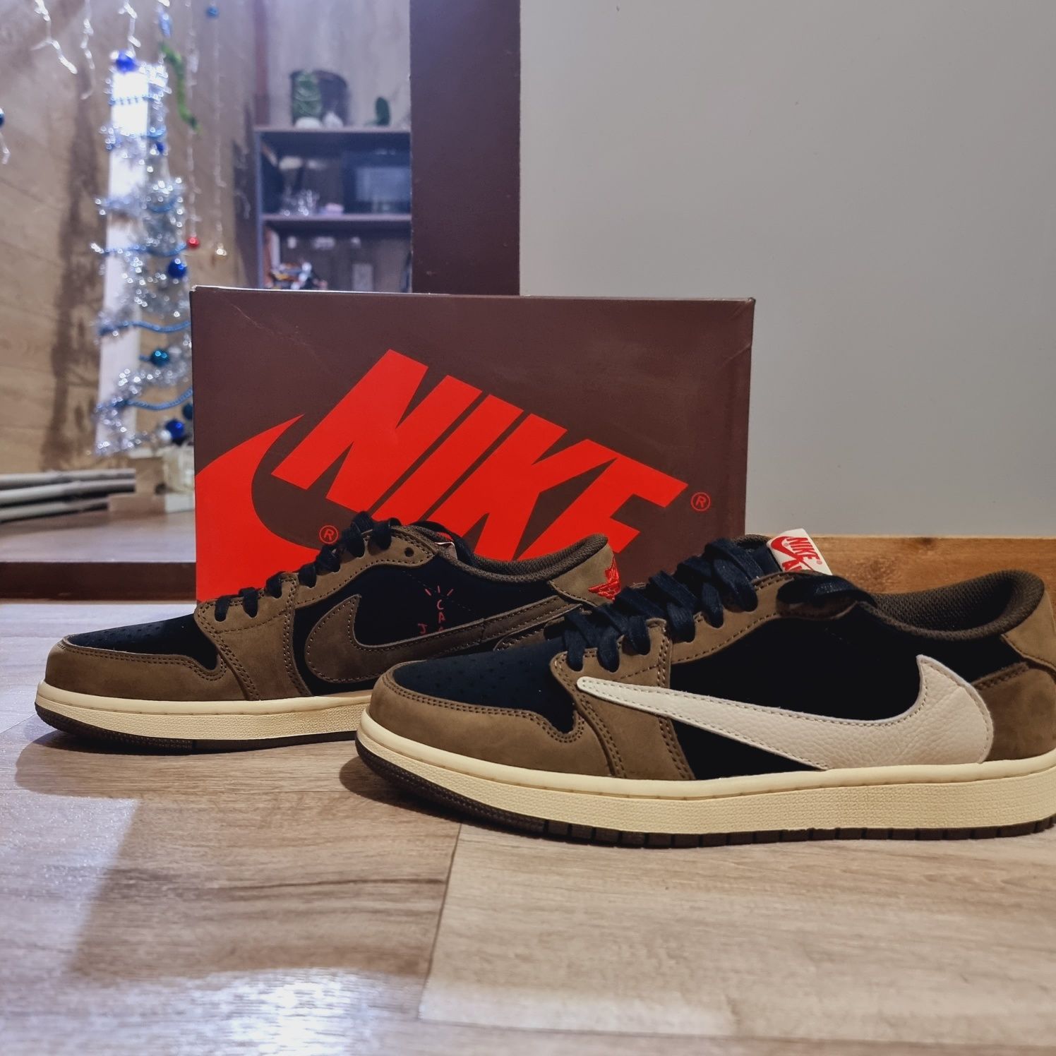 Кроссовки Nike Air Jordan 1 Low x Travis Scott